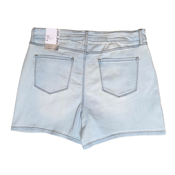 NINE WEST High Rise Button Front Light Blue Denim Jean Shorts - Size 18 - NWT - Picture 4 of 5